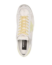 weiße Leder niedrige Sneakers mit Sternenmuster von Golden Goose