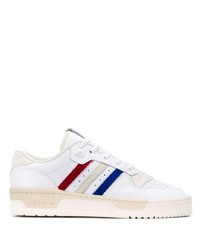 weiße Leder niedrige Sneakers von adidas