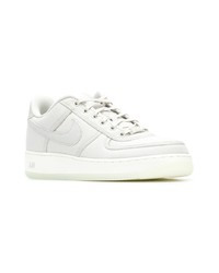 weiße Leder niedrige Sneakers von Nike