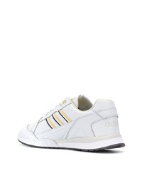 weiße Leder niedrige Sneakers von adidas