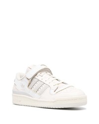 weiße Leder niedrige Sneakers von adidas