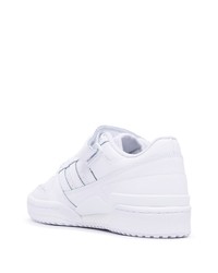 weiße Leder niedrige Sneakers von adidas