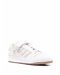 weiße Leder niedrige Sneakers von adidas