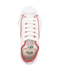 weiße Leder niedrige Sneakers von Maison Mihara Yasuhiro