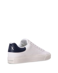 weiße Leder niedrige Sneakers von Armani Exchange