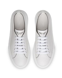 weiße Leder niedrige Sneakers von Prada