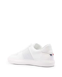 weiße Leder niedrige Sneakers von Moncler