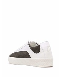 weiße Leder niedrige Sneakers von BY FA