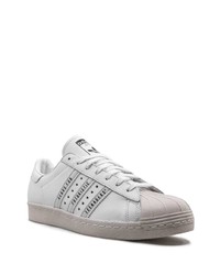 weiße Leder niedrige Sneakers von adidas