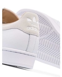 weiße Leder niedrige Sneakers von adidas