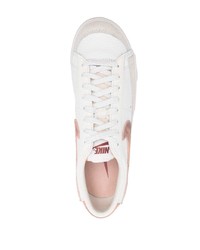 weiße Leder niedrige Sneakers von Nike