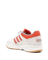 weiße Leder niedrige Sneakers von adidas