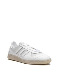 weiße Leder niedrige Sneakers von adidas