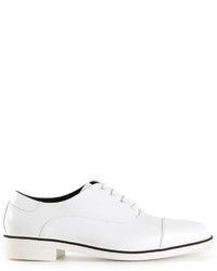 weiße Leder Oxford Schuhe von Nicholas Kirkwood