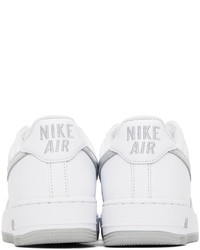 weiße Leder Sportschuhe von Nike