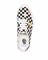 weiße niedrige Sneakers mit Karomuster von Vans