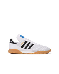 weiße niedrige Sneakers von adidas