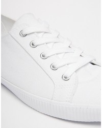 weiße niedrige Sneakers von Asos