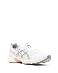 weiße niedrige Sneakers von Asics