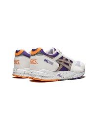 weiße niedrige Sneakers von Asics