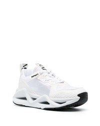 weiße niedrige Sneakers von Ea7 Emporio Armani