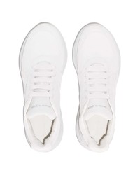 weiße niedrige Sneakers von Alexander McQueen