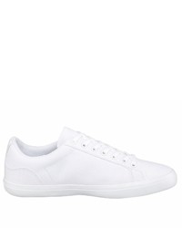 weiße niedrige Sneakers von Lacoste