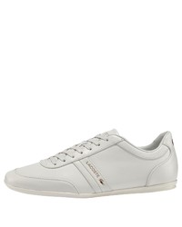 weiße niedrige Sneakers von Lacoste