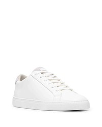 weiße niedrige Sneakers von Kurt Geiger London