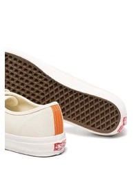 weiße niedrige Sneakers von Vans