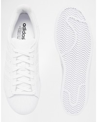 weiße niedrige Sneakers von adidas