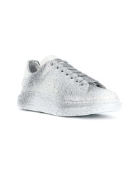 weiße niedrige Sneakers von Alexander McQueen