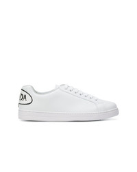 weiße niedrige Sneakers von Prada