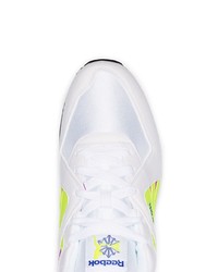 weiße niedrige Sneakers von Reebok