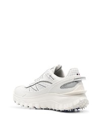 weiße niedrige Sneakers von Moncler