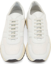 weiße niedrige Sneakers von Common Projects