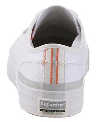weiße niedrige Sneakers von Superdry