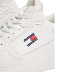 weiße niedrige Sneakers von Tommy Jeans