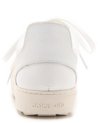 weiße niedrige Sneakers von Dolce Vita