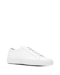 weiße niedrige Sneakers von Common Projects