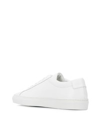 weiße niedrige Sneakers von Common Projects