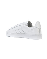 weiße niedrige Sneakers von Adidas By White Mountaineering