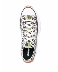 weiße Segeltuch niedrige Sneakers mit Leopardenmuster von Converse
