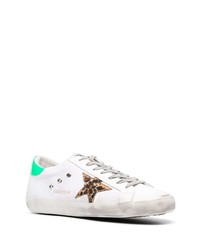 weiße Segeltuch niedrige Sneakers mit Sternenmuster von Golden Goose