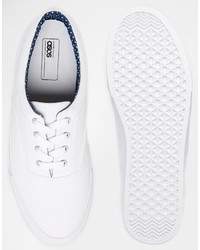 weiße Segeltuch niedrige Sneakers von Asos