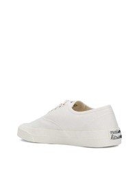 weiße Segeltuch niedrige Sneakers von MAISON KITSUNÉ