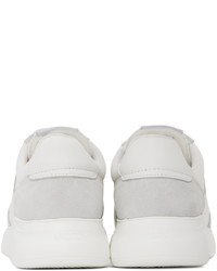 weiße Segeltuch niedrige Sneakers von Axel Arigato