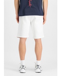 weiße Shorts von Alpha Industries