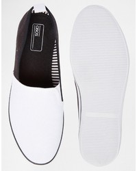 weiße Slip-On Sneakers aus Segeltuch von Asos