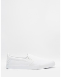 weiße Slip-On Sneakers aus Segeltuch von Asos